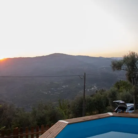 Nyaraló Casa De Sobreiros *